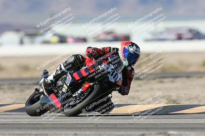 media/Dec-07-2025-CVMA (Sun) [[3e7d2de5dc]]/Race 7-Formula Lightweight Twins Shootout/